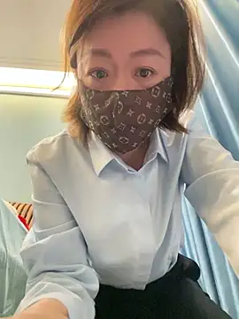 300-AMAM online show from 04-22-26, 03:42