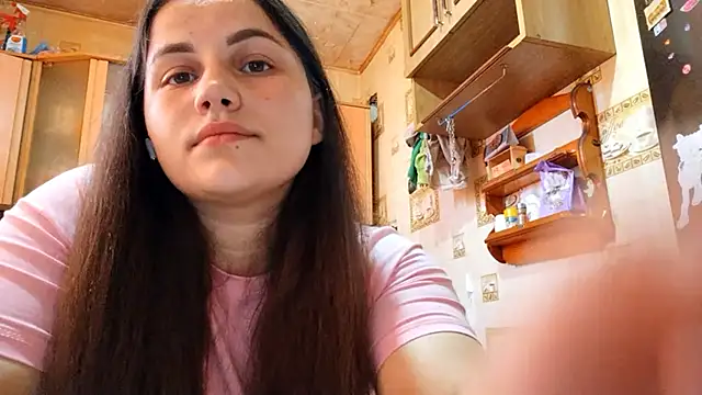 DierdreCousineau online show from 09-11-25, 11:10