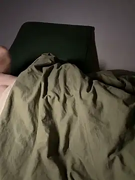 hijin11415 online show from 10-26-25, 04:57