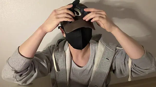 Snapshot of hijin11415 chatting on 02-12-26, 11:27 hijin11415 online show from 02-12-26, 11:27