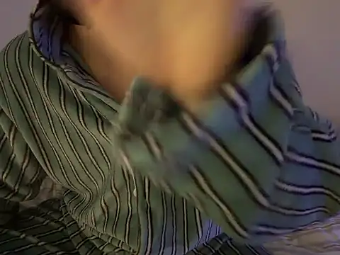 Snapshot of hijin11415 chatting on 02-20-26, 05:02 hijin11415 online show from 02-20-26, 05:02