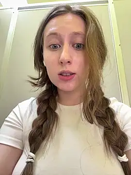 FroggyAnna online show from 06-30-26, 04:08