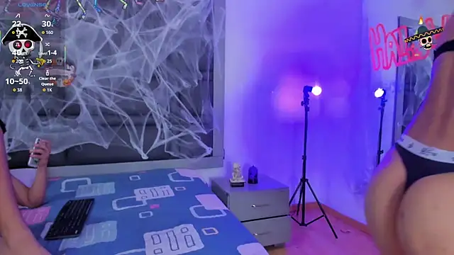 Aliss Aron online show from 10-22-25, 11:54