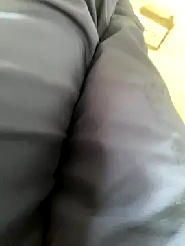 sexy-colombiana online show from 12-22-25, 09:45