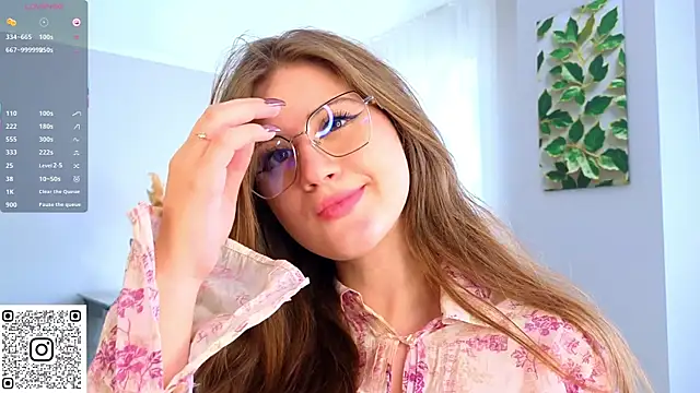 Orivienne online show from 09-23-25, 06:38