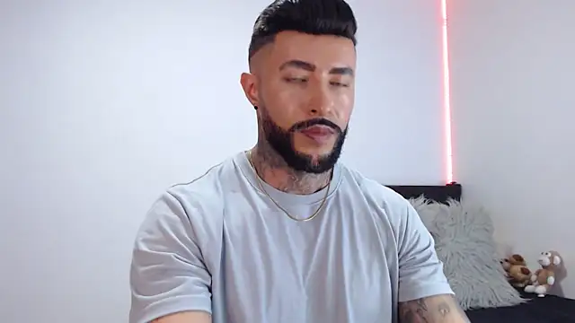 andrea de lucaa online show from 09-20-25, 03:18