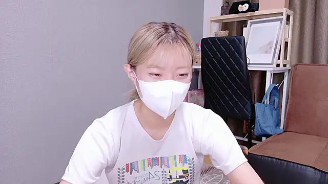 Nana  ch online show from 09-29-25, 06:29