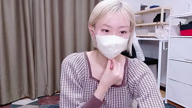 Snapshot of Nana__ch chatting on 02-19-26, 08:16 Nana ch online show from 02-19-26, 08:16