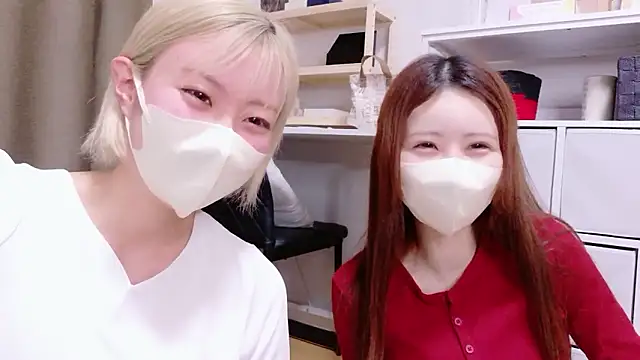 Snapshot of Nana__ch chatting on 02-27-26, 11:43 Nana ch online show from 02-27-26, 11:43