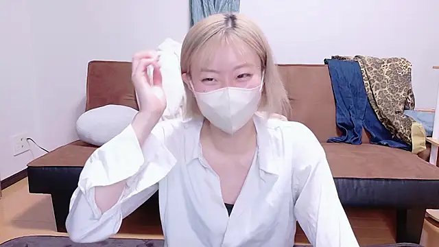 Nana  ch online show from 05-19-26, 12:00