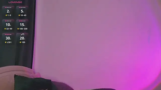 Snapshot of MiaSweetasHoney chatting on 10-09-25, 06:22 MiaSweetasHoney online show from 10-09-25, 06:22