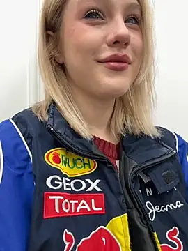 CaitlinSugar online show from 09-29-25, 04:28