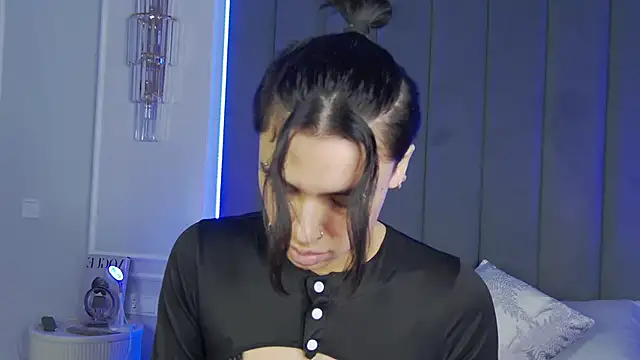 VioletAsh online show from 10-16-25, 04:46