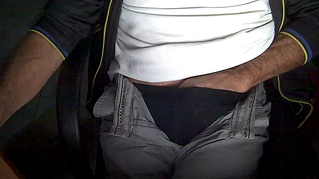 Snapshot of velikifant7 chatting on 12-19-25, 05:36 velikifant7 online show from 12-19-25, 05:36