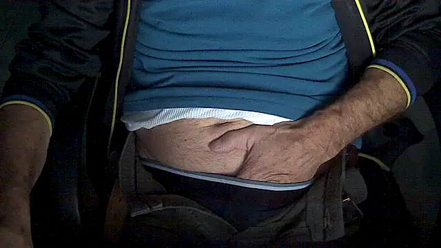 Snapshot of velikifant7 chatting on 01-08-26, 05:21 velikifant7 online show from 01-08-26, 05:21