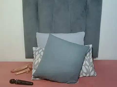 GorillaGripCunt77 online show from 11-10-25, 01:10