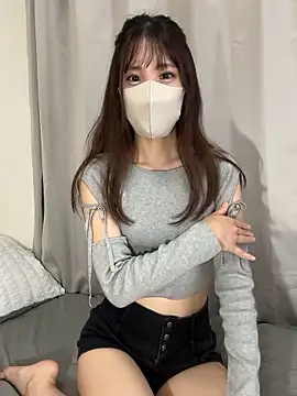 riri  nyan o0 online show from 10-10-25, 05:06