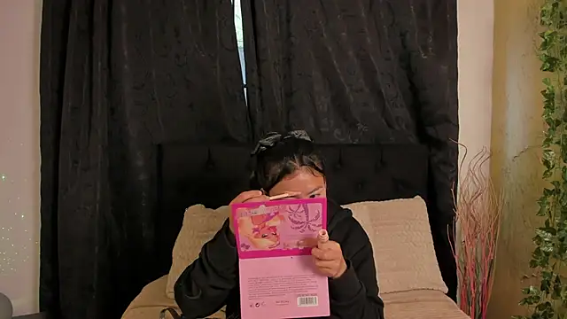 Snapshot of Tiffany_Nm chatting on 11-17-25, 12:55 Tiffany Nm online show from 11-17-25, 12:55