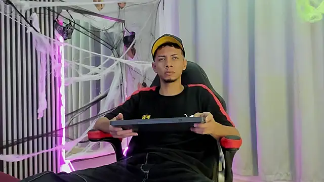 DustinandJordan online show from 10-20-25, 05:08