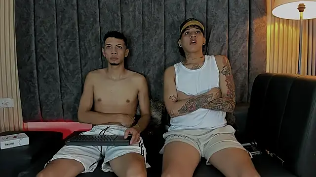 DustinandJordan online show from 11-09-25, 02:37