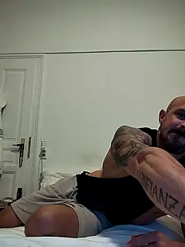 Snapshot of Visto36 chatting on 11-03-25, 12:24 Visto36 online show from 11-03-25, 12:24