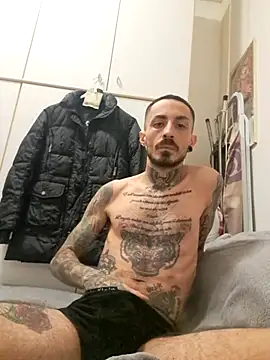 Snapshot of Robe420 chatting on 11-07-25, 11:16 Robe420 online show from 11-07-25, 11:16