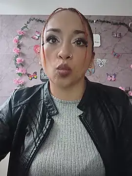 Snapshot of Mariana-94 chatting on 06-01-26, 11:34 Mariana-94 online show from 06-01-26, 11:34