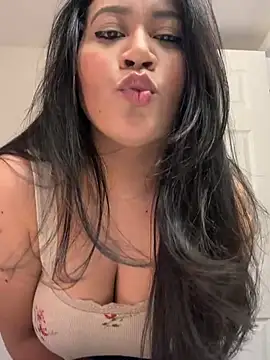 Snapshot of Myonlyprincess1 chatting on 03-24-26, 06:07 Myonlyprincess1 online show from 03-24-26, 06:07