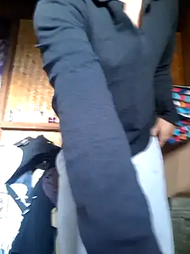 Snapshot of TheLonewolf8 chatting on 11-25-25, 12:54 TheLonewolf8 online show from 11-25-25, 12:54