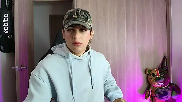 brunothompson3 online show from 09-10-25, 05:07