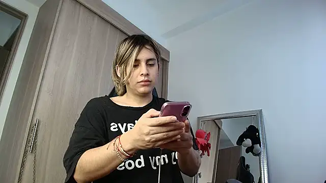 brunothompson3 online show from 09-15-25, 10:32