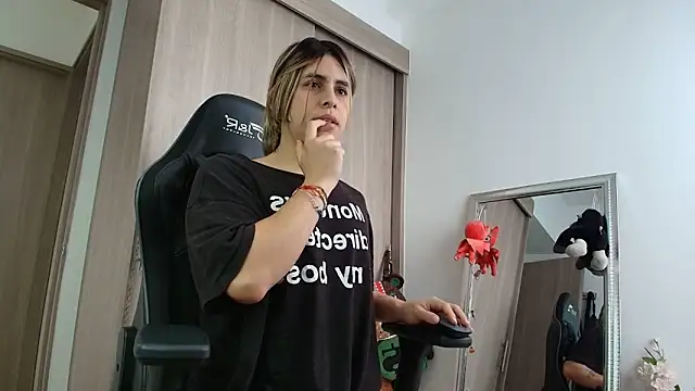 brunothompson3 online show from 09-16-25, 02:29