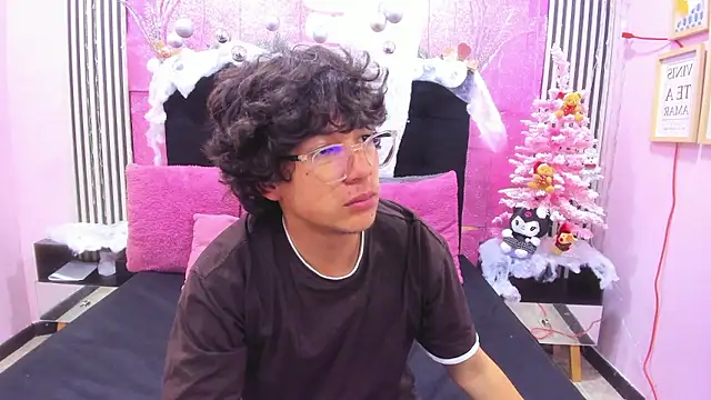 Desire Ecstasy online show from 01-08-26, 07:05