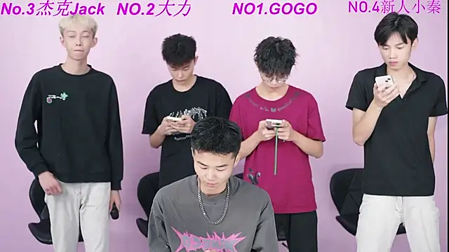 Snapshot of BeautifulBoys-888 chatting on 09-21-25, 08:05 BeautifulBoys-888 online show from 09-21-25, 08:05