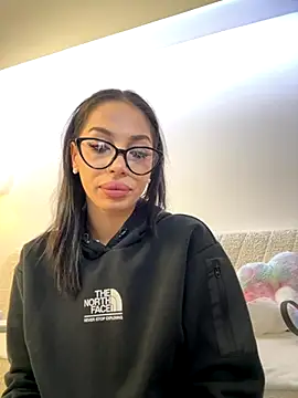 Bella Vixen  online show from 10-13-25, 07:25