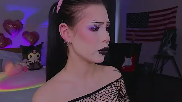 venomeowww   online show from 02-15-26, 03:25