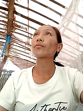 Lisa pusy online show from 09-17-25, 03:19