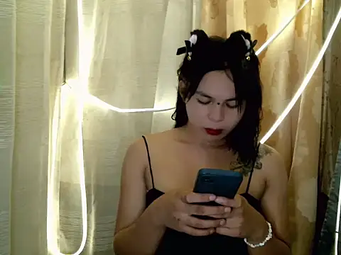 kera metina online show from 06-18-26, 12:44