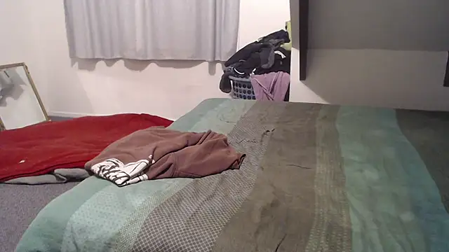 Snapshot of idiotpig66 chatting on 03-07-25, 08:02 idiotpig66 online show from 03-07-25, 08:02