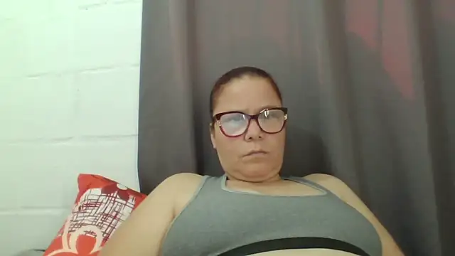 latinamaster online show from 11-17-25, 04:13