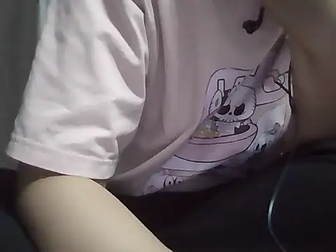 trucnhan6020 online show from 09-08-25, 05:34