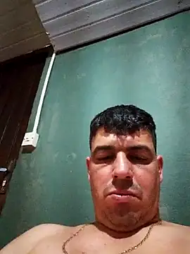 Snapshot of branquinho3 chatting on 10-11-25, 07:12 branquinho3 online show from 10-11-25, 07:12