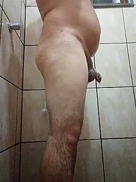 Snapshot of branquinho3 chatting on 10-15-25, 02:33 branquinho3 online show from 10-15-25, 02:33