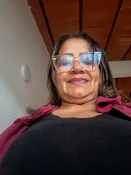 Vickysweeeettt online show from 04-18-26, 09:04