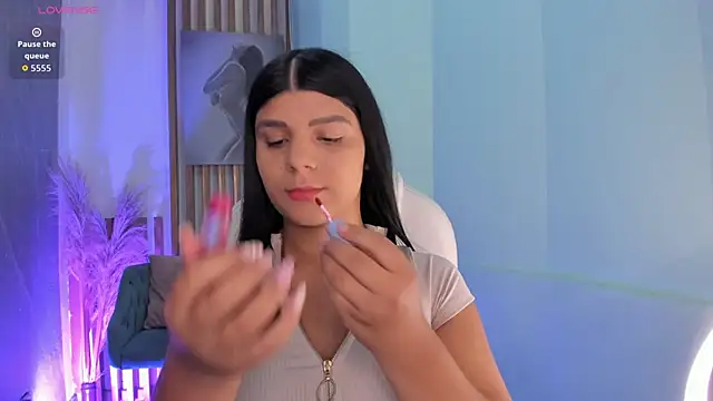 PauliinaBelle  online show from 04-13-26, 01:16