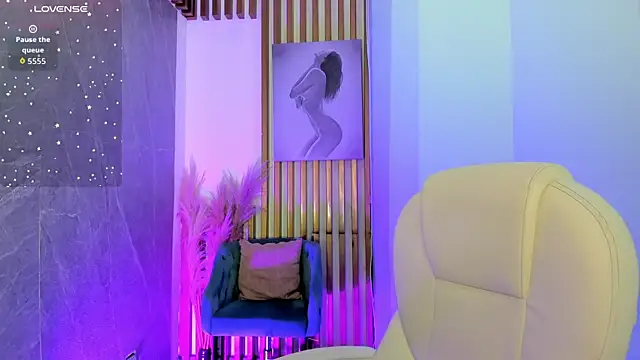 Snapshot of PauliinaBelle_ chatting on 05-29-26, 02:04 PauliinaBelle online show from 05-29-26, 02:04