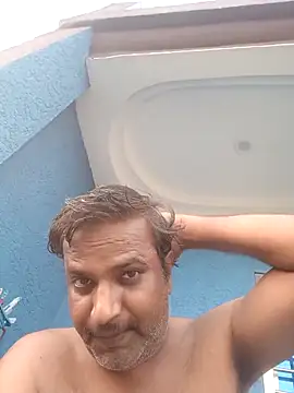 vardh033 online show from 09-11-25, 12:38