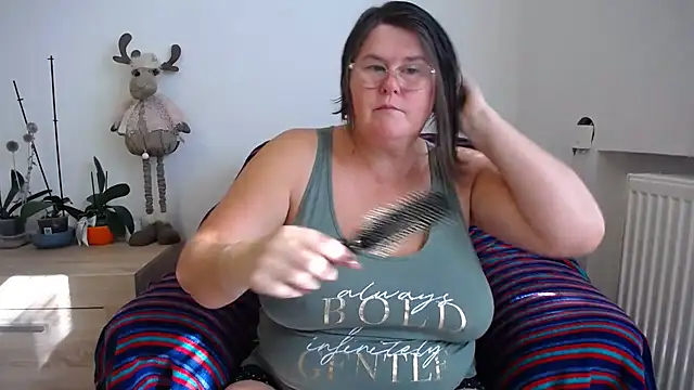 icyheart888 online show from 10-19-25, 11:44