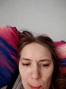 Snapshot of AlisaWyn chatting on 02-25-26, 02:54 AlisaWyn online show from 02-25-26, 02:54