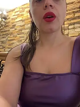 Snapshot of ladywithbigass chatting on 10-08-25, 05:49 ladywithbigass online show from 10-08-25, 05:49